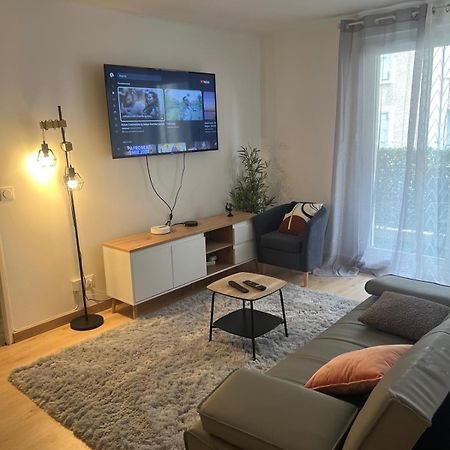 Champion Suites サルセル エクステリア 写真